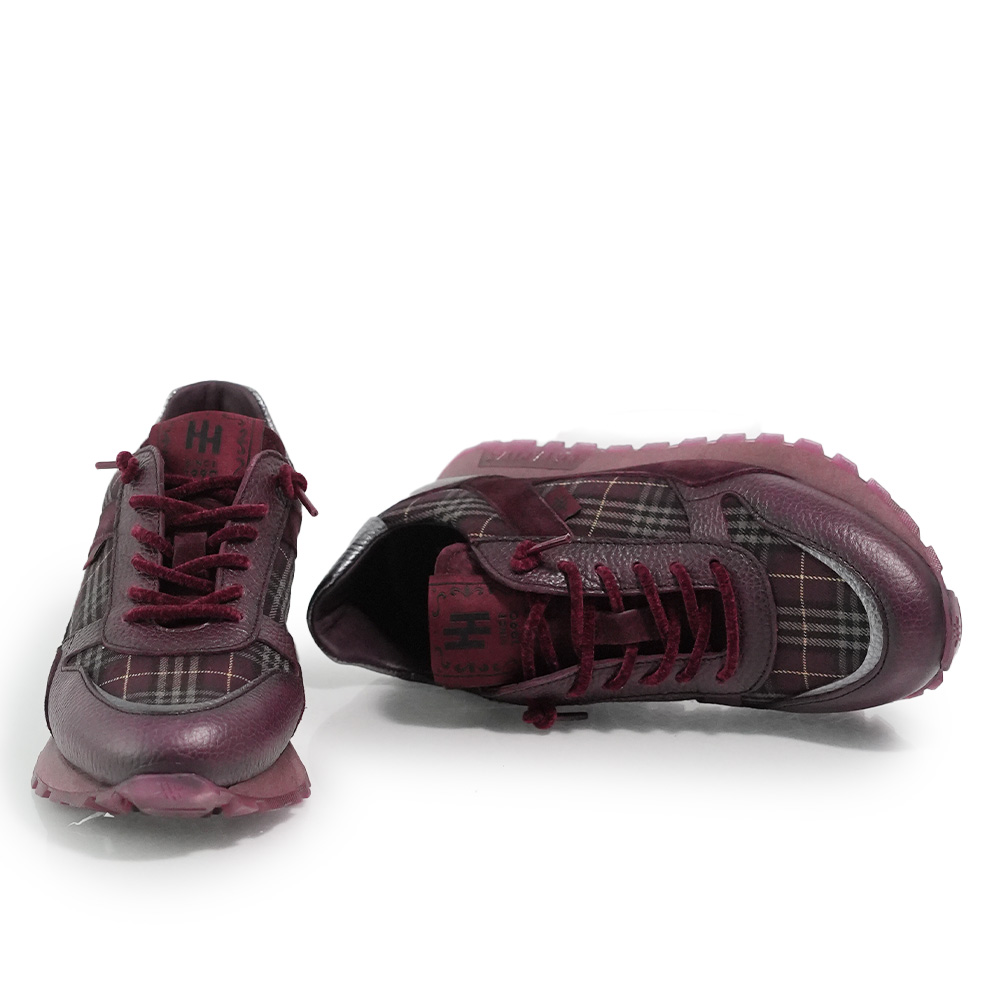 SNEAKERS HISPANITAS