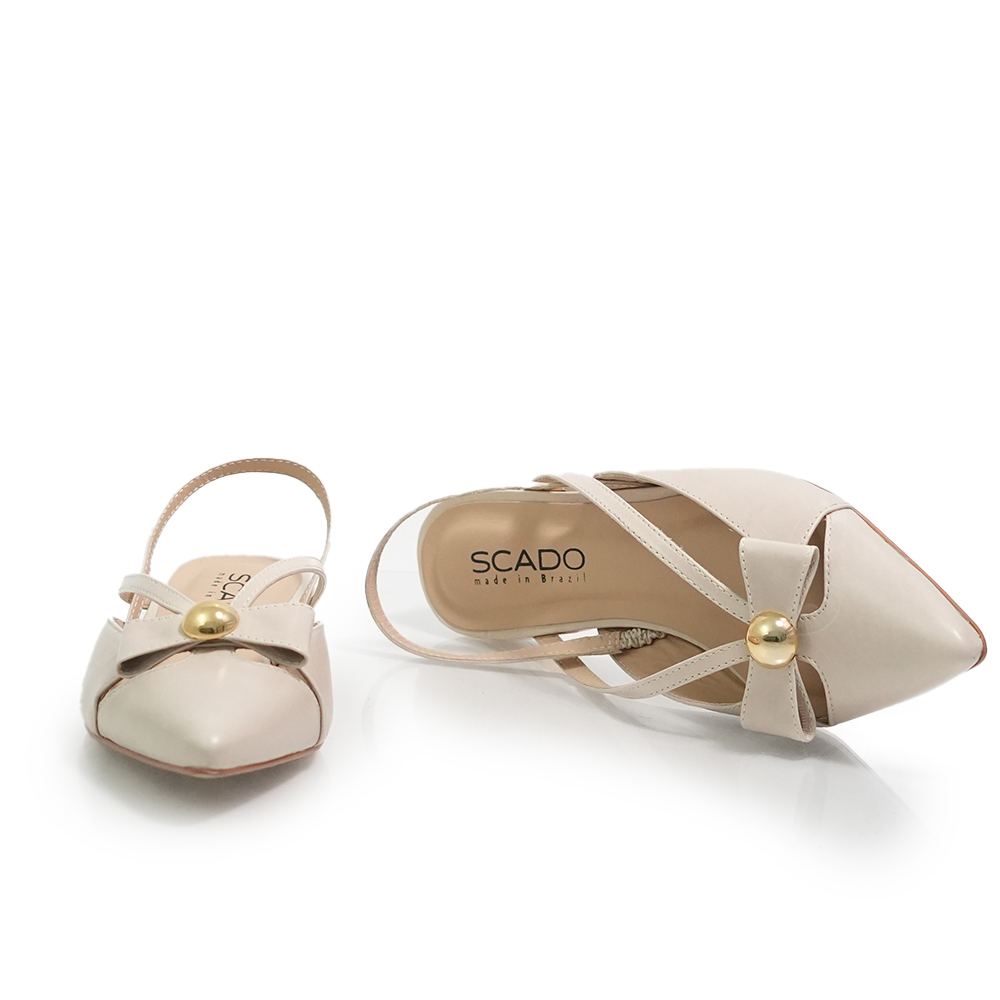 PANTOFI DECUPATI SCADO