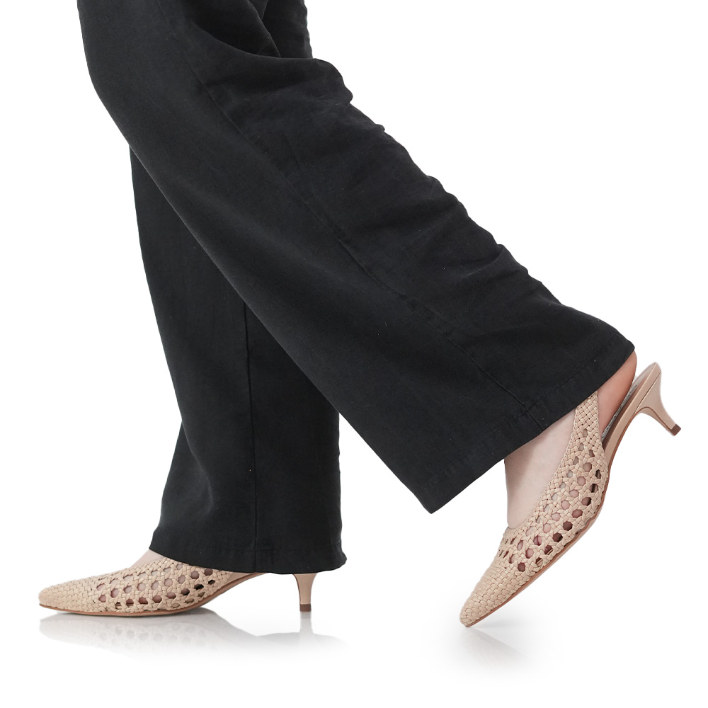 PANTOFI DECUPATI SCADO