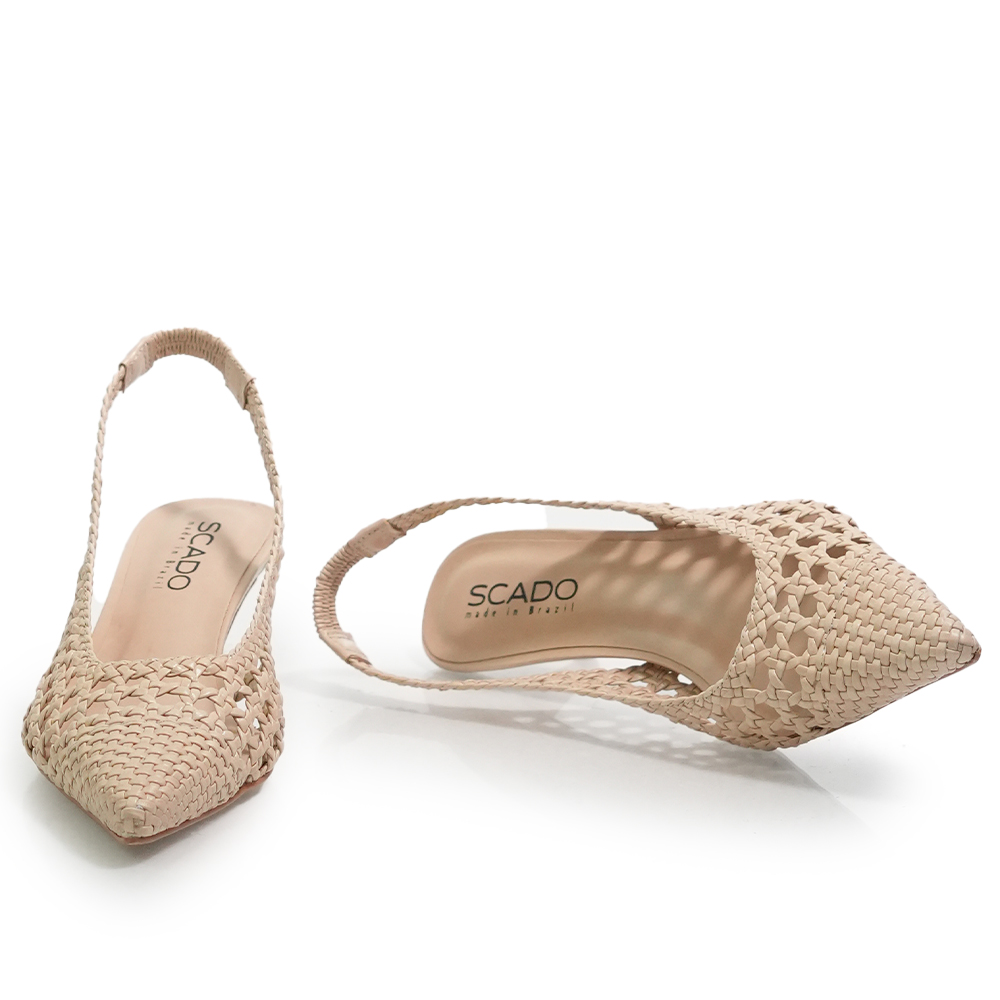 PANTOFI DECUPATI SCADO