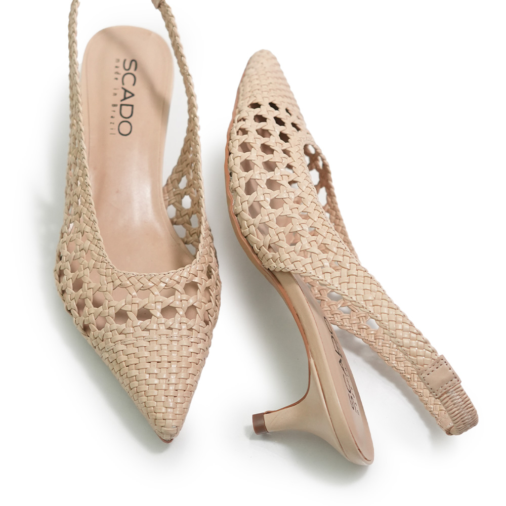 PANTOFI DECUPATI SCADO