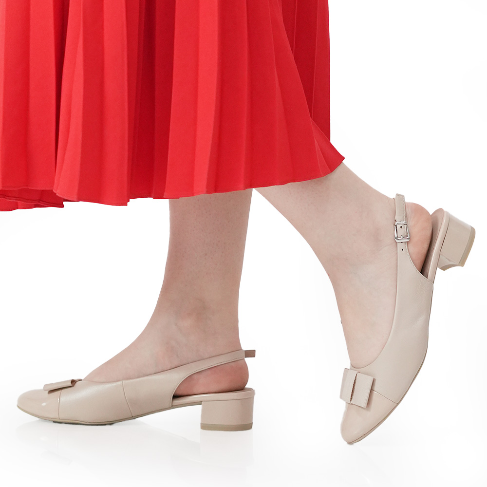 PANTOFI DECUPATI CAPRICE