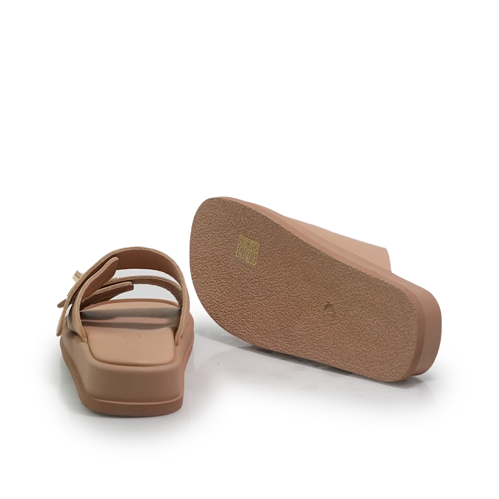 SABOTI DAMA CAPRICIA