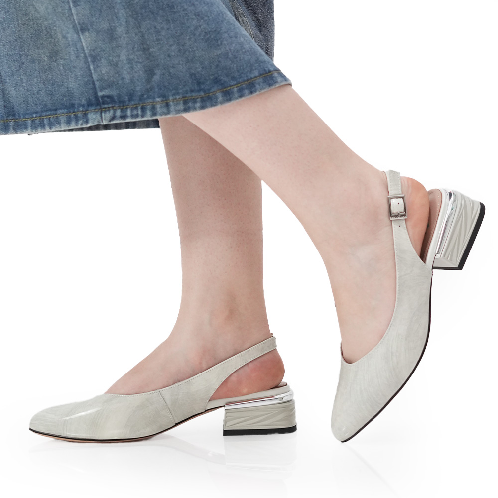 PANTOFI DECUPATI FIORE FINO