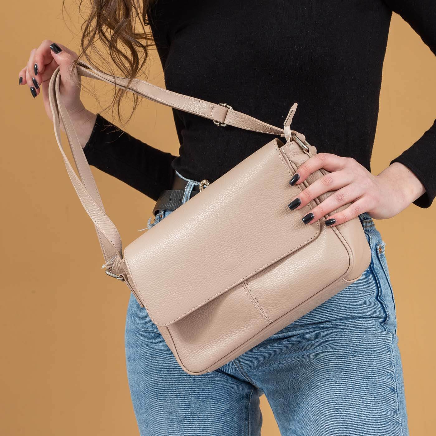 Geanta dama Capricia 