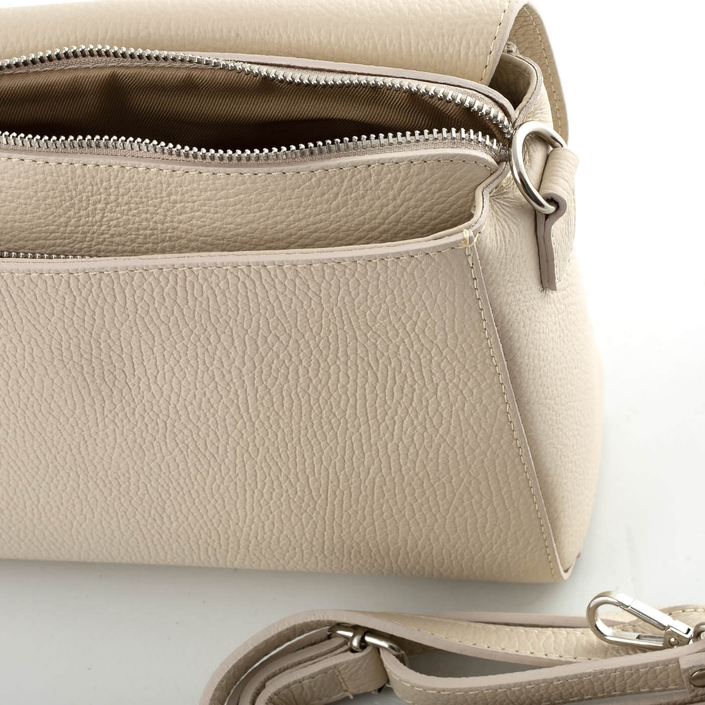 Geanta dama Capricia 