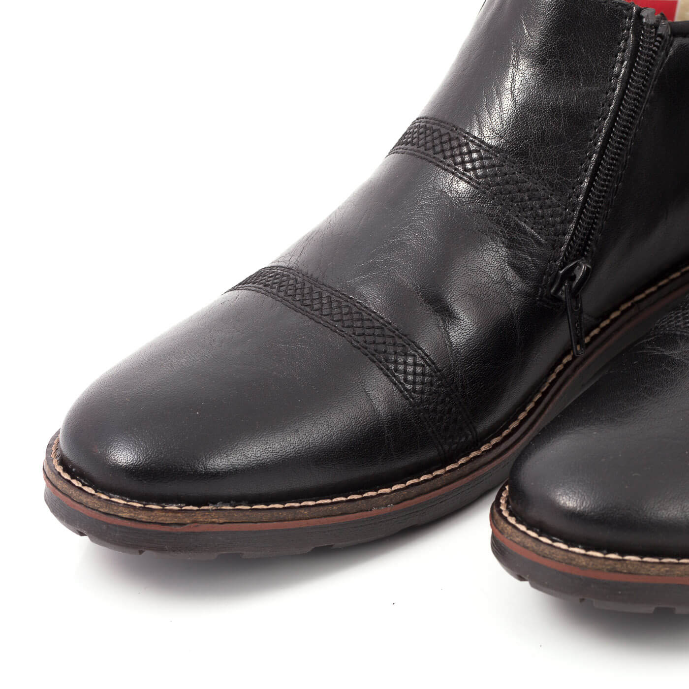 Ghete barbati Rieker