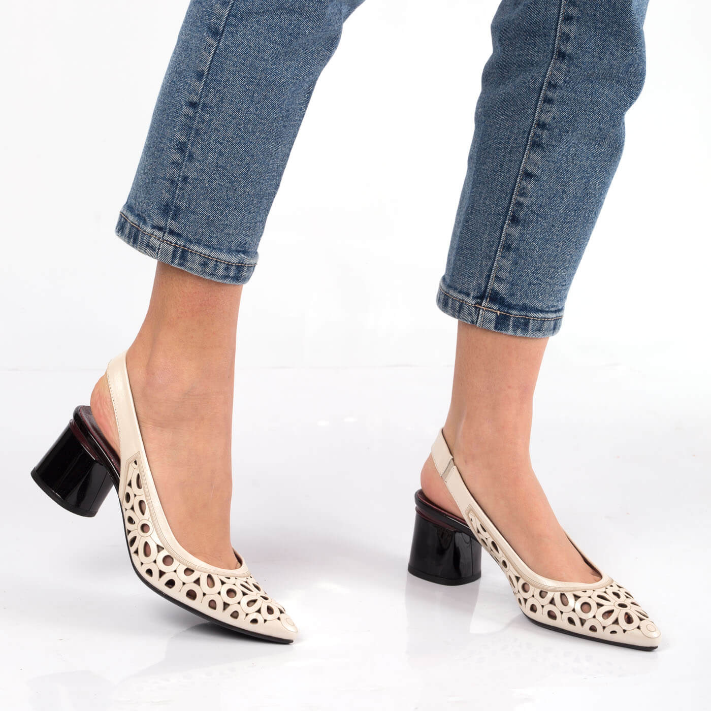 PANTOFI DAMA CAPRICIA