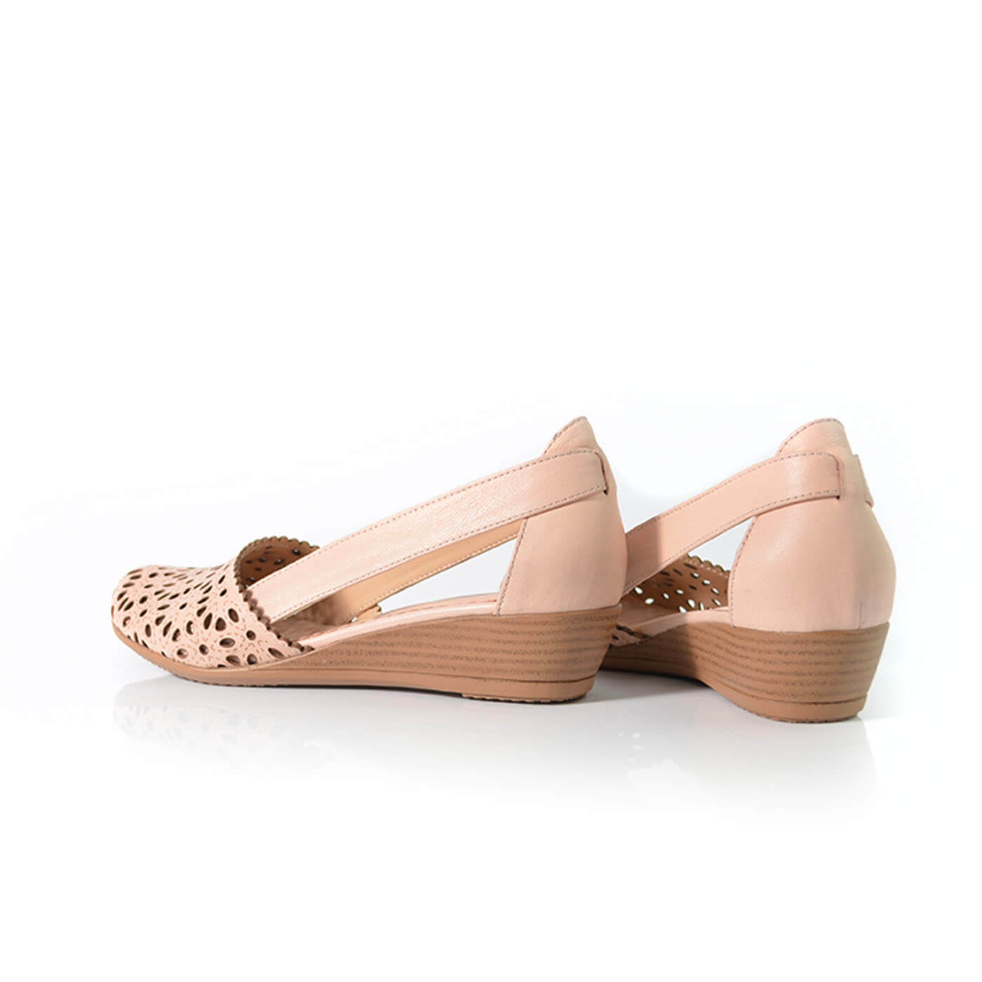 pantofi dama perforati capricia