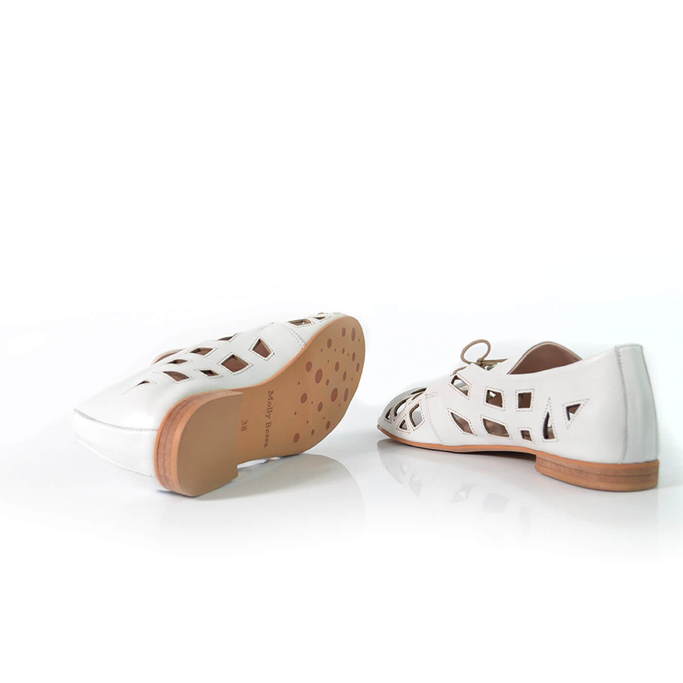 Pantofi dama perforati capricia