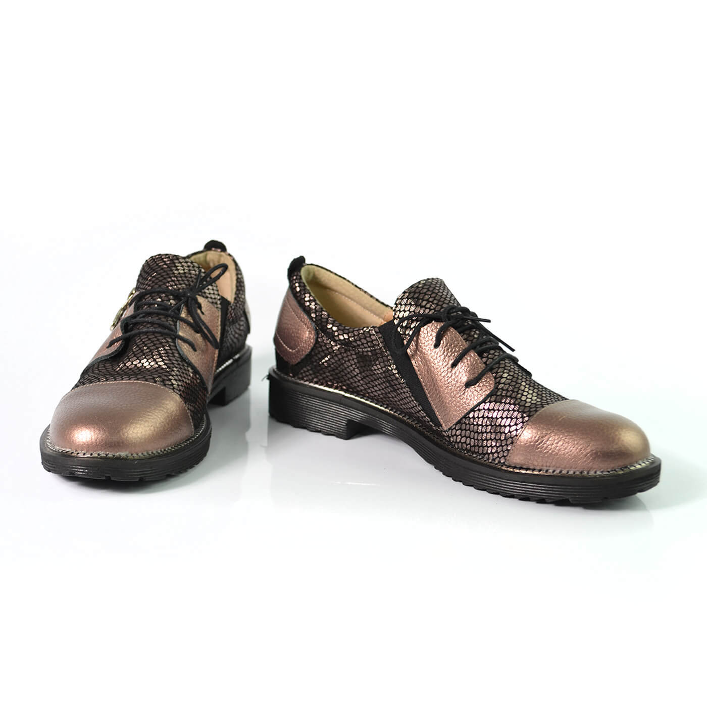 pantofi dana brand romanesc