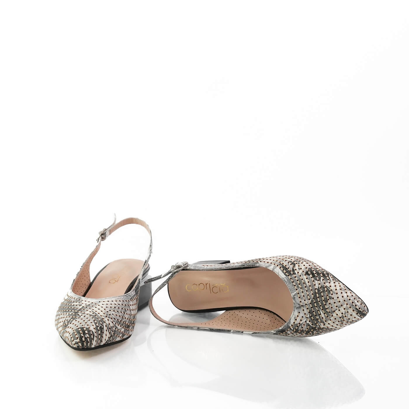 PANTOFI DECUPATI CAPRICIA